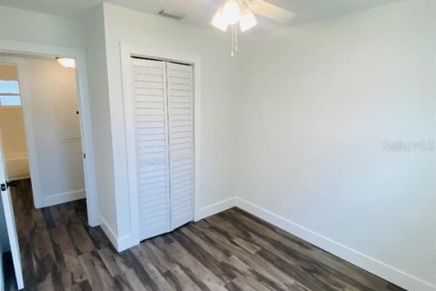 Casa en venta en Tampa, Florida, 4 dormitorios, 142.51 m2 № 1847567 - foto 25