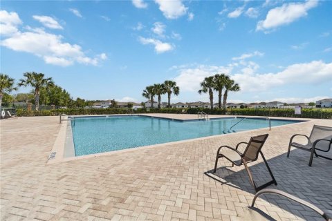 Townhouse in Davenport, Florida 3 bedrooms, 183.95 sq.m. № 1582569 - photo 24