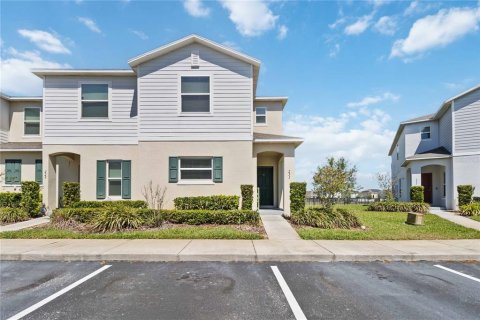 Townhouse in Davenport, Florida 3 bedrooms, 183.95 sq.m. № 1582569 - photo 1