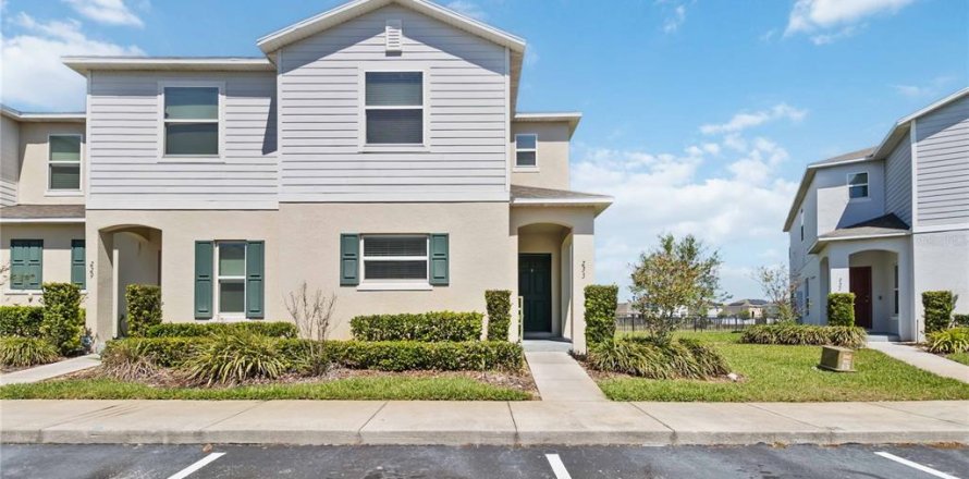 Townhouse in Davenport, Florida 3 bedrooms, 183.95 sq.m. № 1582569