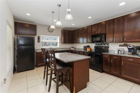 Townhouse in Davenport, Florida 3 bedrooms, 183.95 sq.m. № 1582569 - photo 6