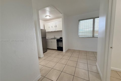 Villa ou maison à Miami, Floride 1 chambre, 51.1 m2 № 2046365