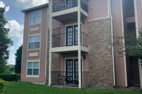 Condo in Orlando, Florida, 1 bedroom  № 1908395 - photo 1