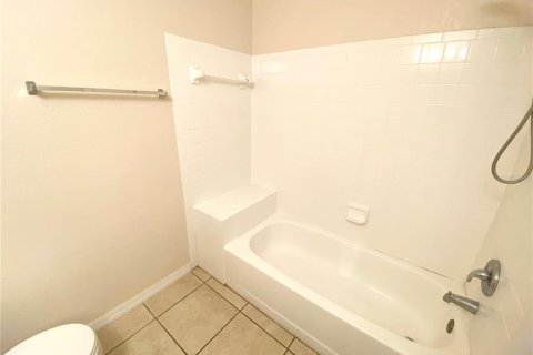 Condo in Orlando, Florida, 1 bedroom  № 1908395 - photo 15