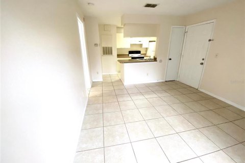 Condo in Orlando, Florida, 1 bedroom  № 1908395 - photo 4