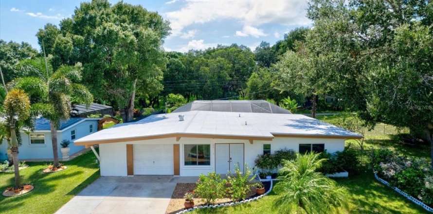 Casa en Bradenton, Florida 2 dormitorios, 115.94 m2 № 1397295