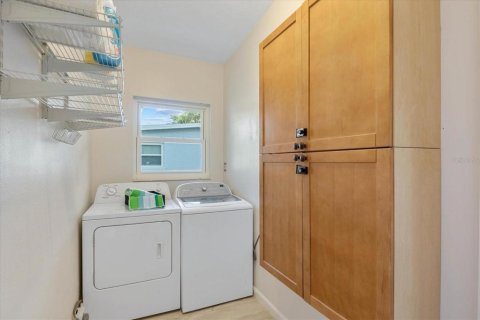 Casa en venta en Bradenton, Florida, 2 dormitorios, 115.94 m2 № 1397295 - foto 19