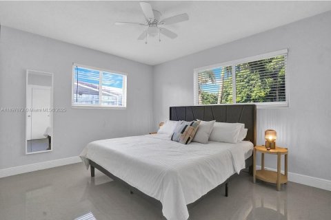 Villa ou maison à vendre à Fort Lauderdale, Floride: 4 chambres № 1949513 - photo 11