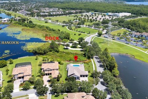 House in Winter Garden, Florida 5 bedrooms, 310.94 sq.m. № 1843788 - photo 3