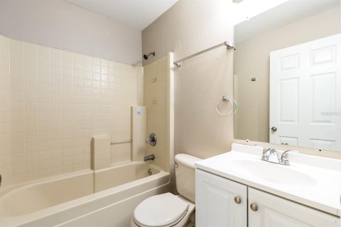 House in Orlando, Florida 4 bedrooms, 121.61 sq.m. № 1849810 - photo 16