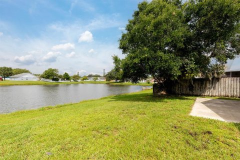 Casa en venta en Orlando, Florida, 4 dormitorios, 121.61 m2 № 1849810 - foto 19