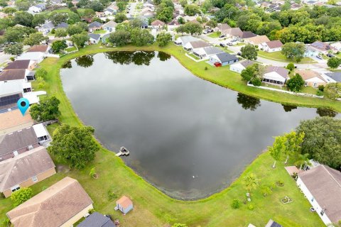 House in Orlando, Florida 4 bedrooms, 121.61 sq.m. № 1849810 - photo 23
