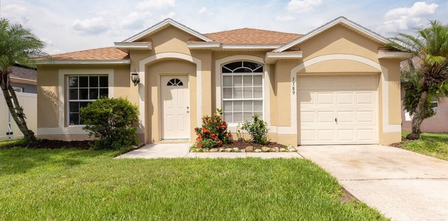 House in Orlando, Florida 4 bedrooms, 121.61 sq.m. № 1849810