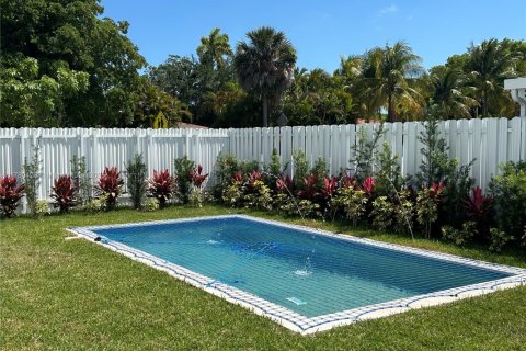 Купить виллу или дом в Майами, Флорида 4 спальни, № 2048257 - фото 6