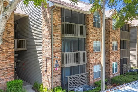 Copropriété à vendre à Clearwater, Floride: 2 chambres, 87.89 m2 № 1886879 - photo 3