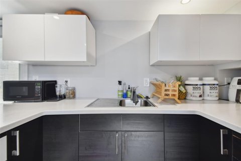 Appartement à louer à Saint Petersburg, Floride: 1 chambre, 37.16 m2 № 2436934 - photo 5