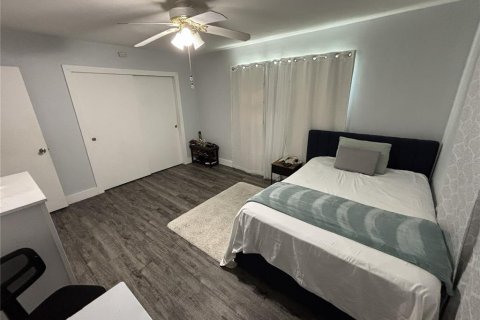House in Clearwater, Florida 2 bedrooms, 110.74 sq.m. № 2308673 - photo 14