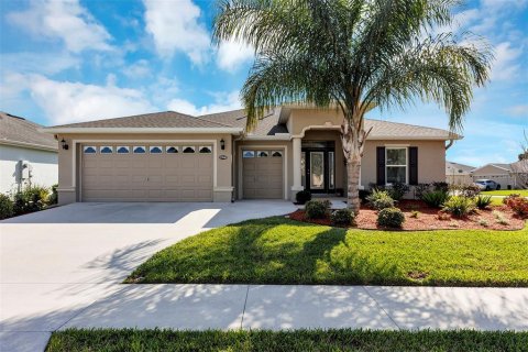 Villa ou maison à Leesburg, Floride 3 chambres, 185.9 m2 № 2411625