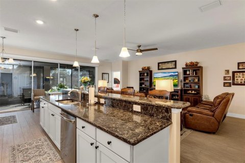Villa ou maison à vendre à Leesburg, Floride: 3 chambres, 185.9 m2 № 2411625 - photo 15