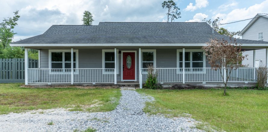 House in Panama City, Florida 5 bedrooms, 229.84 sq.m. № 564539