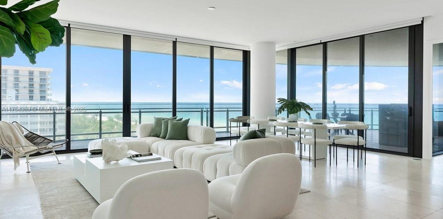 Condominio en Miami Beach, Florida, 3 dormitorios  № 1707381