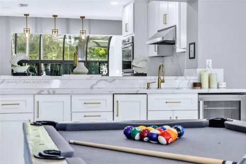 Снять в аренду виллу или дом в Форт-Лодердейл, Флорида 4 спальни, 293.39м2, № 2015590 - фото 24