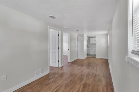 Propiedad comercial en venta en Bartow, Florida, 124.49 m2 № 2302442 - foto 10