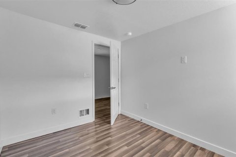 Propiedad comercial en venta en Bartow, Florida, 124.49 m2 № 2302442 - foto 26