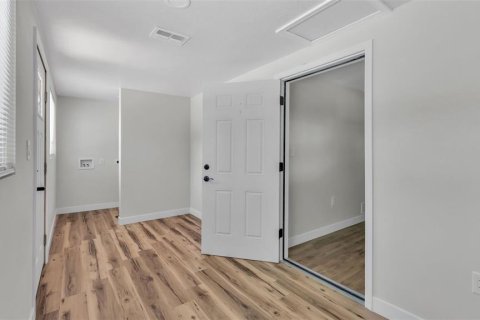 Propiedad comercial en venta en Bartow, Florida, 124.49 m2 № 2302442 - foto 7