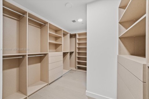 Condo in Miami Beach, Florida, 3 bedrooms  № 2026458 - photo 15