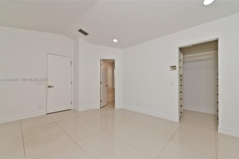 Casa en alquiler en Weston, Florida, 3 dormitorios, 133.78 m2 № 2078106 - foto 18
