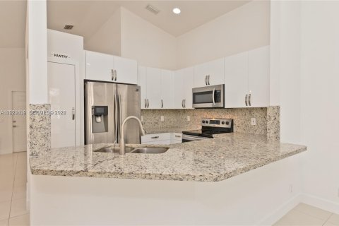 Casa en alquiler en Weston, Florida, 3 dormitorios, 133.78 m2 № 2078106 - foto 11