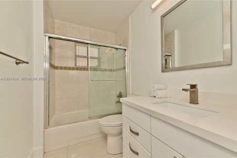 Casa en alquiler en Weston, Florida, 3 dormitorios, 133.78 m2 № 2078106 - foto 16