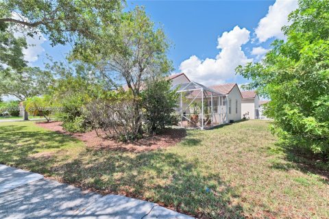 Casa en alquiler en Weston, Florida, 3 dormitorios, 133.78 m2 № 2078106 - foto 25