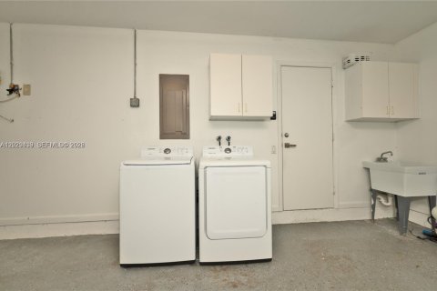 Casa en alquiler en Weston, Florida, 3 dormitorios, 133.78 m2 № 2078106 - foto 20