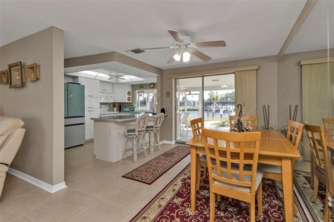 Casa en venta en Port Charlotte, Florida, 2 dormitorios, 115.57 m2 № 1438748 - foto 20