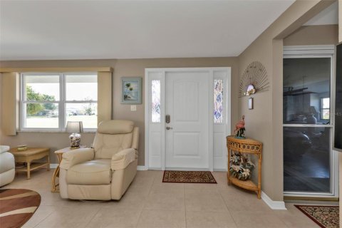 Casa en venta en Port Charlotte, Florida, 2 dormitorios, 115.57 m2 № 1438748 - foto 10