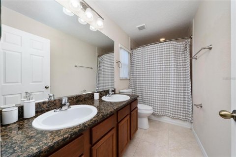 Villa ou maison à vendre à Kissimmee, Floride: 5 chambres, 210.7 m2 № 2143778 - photo 21