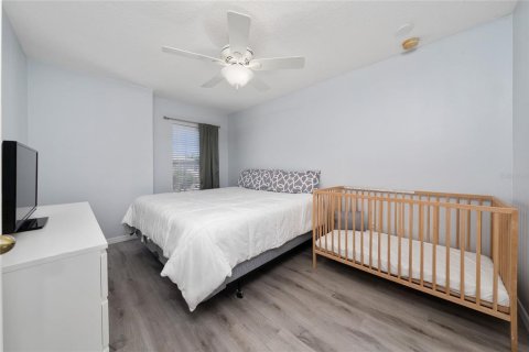 Villa ou maison à vendre à Kissimmee, Floride: 5 chambres, 210.7 m2 № 2143778 - photo 20