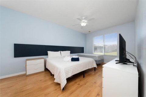 Villa ou maison à vendre à Kissimmee, Floride: 5 chambres, 210.7 m2 № 2143778 - photo 11