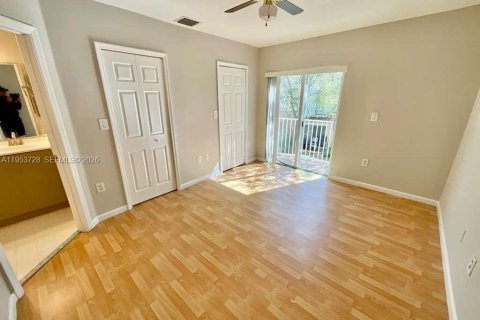 Condominio en alquiler en Miramar, Florida, 2 dormitorios, 110.55 m2 № 2009592 - foto 15