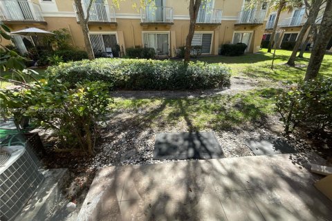 Condominio en alquiler en Miramar, Florida, 2 dormitorios, 110.55 m2 № 2009592 - foto 25