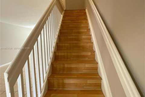 Condominio en alquiler en Miramar, Florida, 2 dormitorios, 110.55 m2 № 2009592 - foto 8