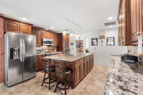 Villa ou maison à vendre à Winter Haven, Floride: 4 chambres, 243.87 m2 № 2428958 - photo 7