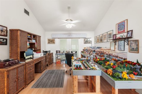 Villa ou maison à vendre à Winter Haven, Floride: 4 chambres, 243.87 m2 № 2428958 - photo 16