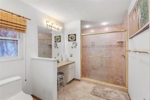 Villa ou maison à vendre à Winter Haven, Floride: 4 chambres, 243.87 m2 № 2428958 - photo 24