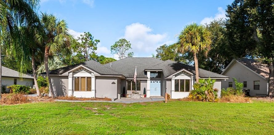 Villa ou maison à Winter Haven, Floride 4 chambres, 243.87 m2 № 2428958