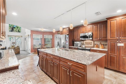 Villa ou maison à vendre à Winter Haven, Floride: 4 chambres, 243.87 m2 № 2428958 - photo 5