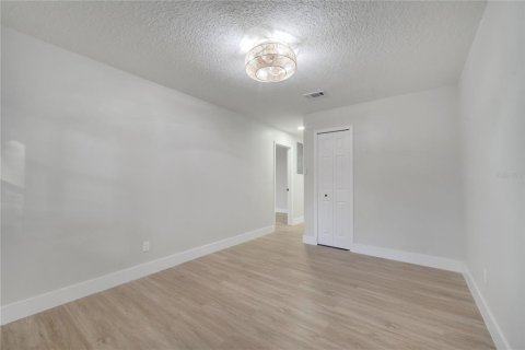 House in Orlando, Florida 3 bedrooms, 178.56 sq.m. № 1805198 - photo 29