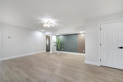 House in Orlando, Florida 3 bedrooms, 178.56 sq.m. № 1805198 - photo 23
